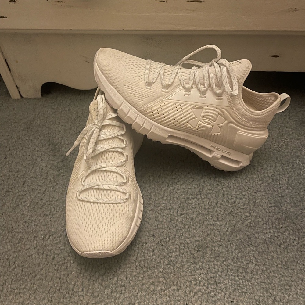 Under Armour Hover